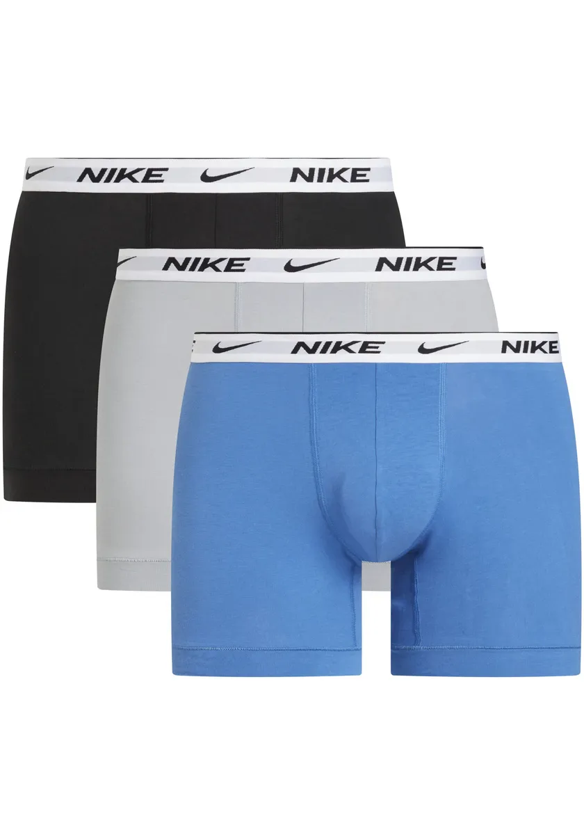 Сумки для нижнего белья NIKE (3 шт. в упаковке, 3 шт. в упаковке), с фирменной этикеткой Nike Underwear, черно-белый
Сумки для нижнего белья NIKE (3 шт. в упаковке, 3 шт. в упаковке), с фирменной этикеткой Nike Underwear, черно-белый