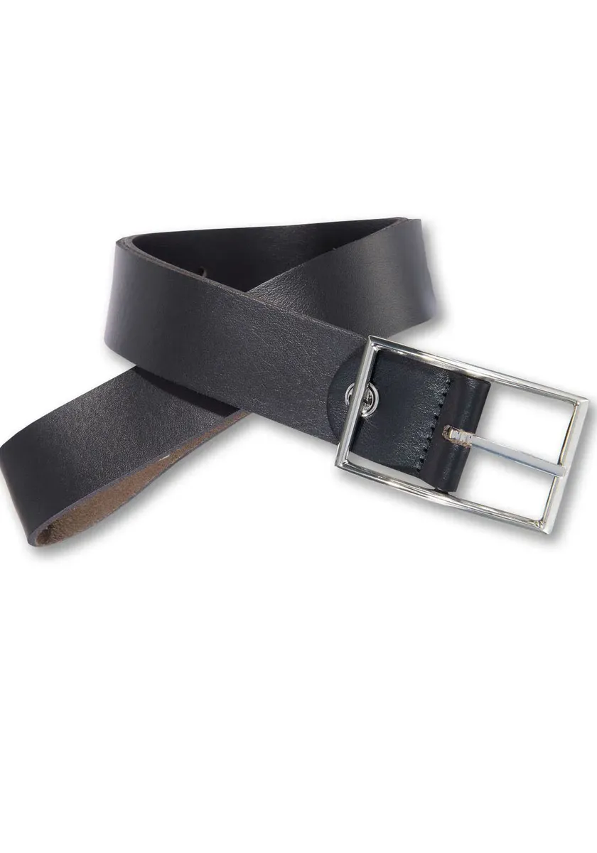 Кожаный ремень Silbergift, изящная серебряная застежка прямоугольной формы, черный 
Кожаный ремень Silbergift, изящная серебряная застежка прямоугольной формы, черный
