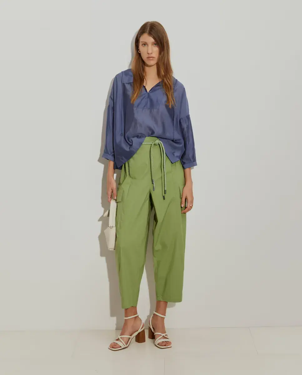 Женские хлопковые брюки-карго с поясом Lion of Porches, зеленый
Женские хлопковые брюки-карго с поясом Lion of Porches, зеленый