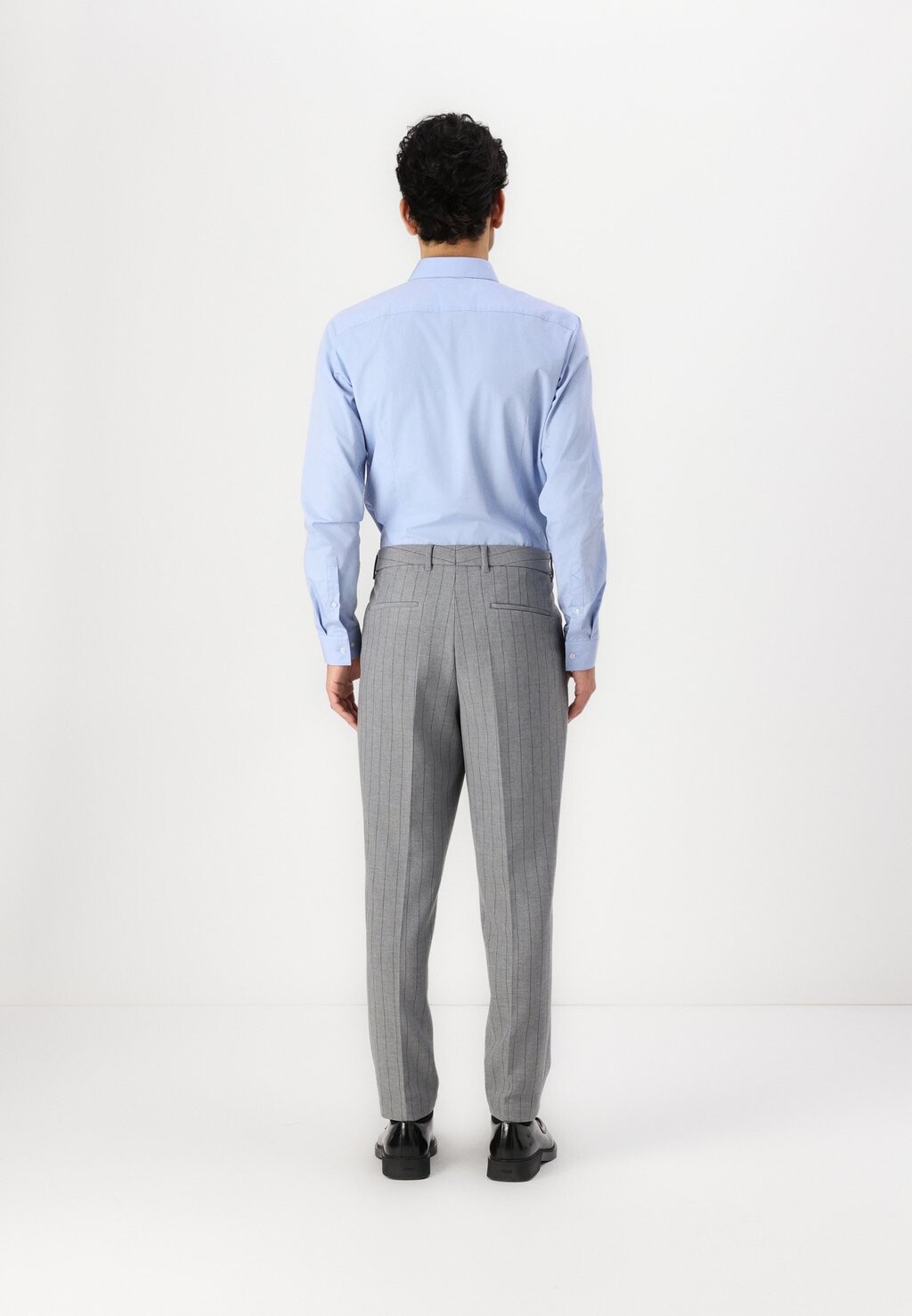 Брюки PERIN BOSS, серый
Брюки PERIN BOSS, серый