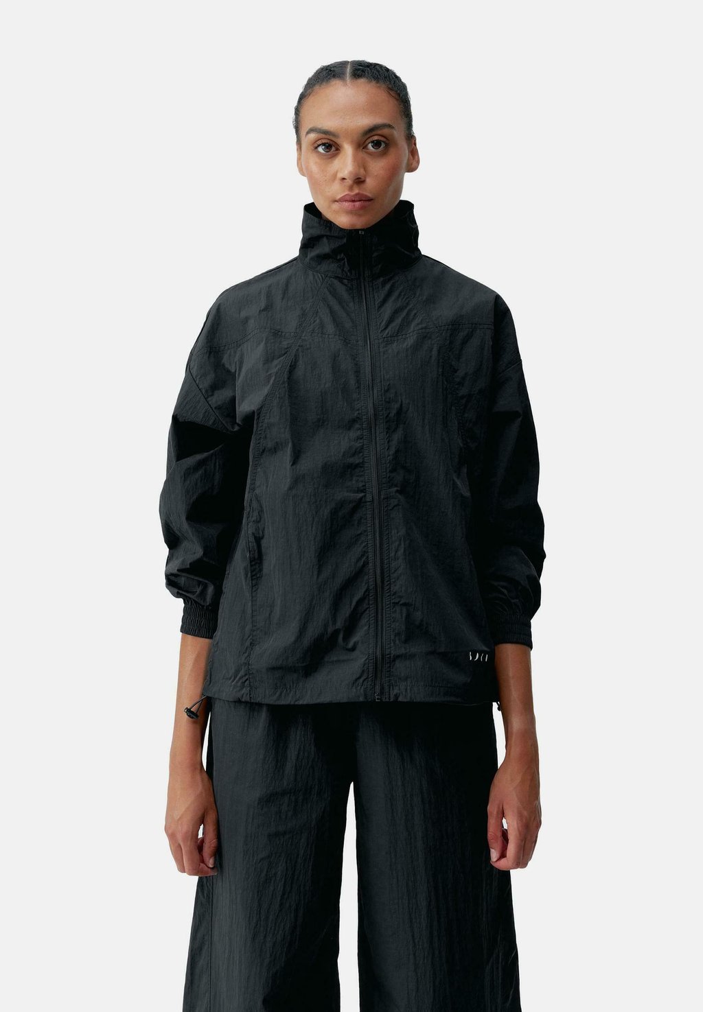 Тренировочная куртка AMARA Born Living Yoga, черный
Тренировочная куртка AMARA Born Living Yoga, черный