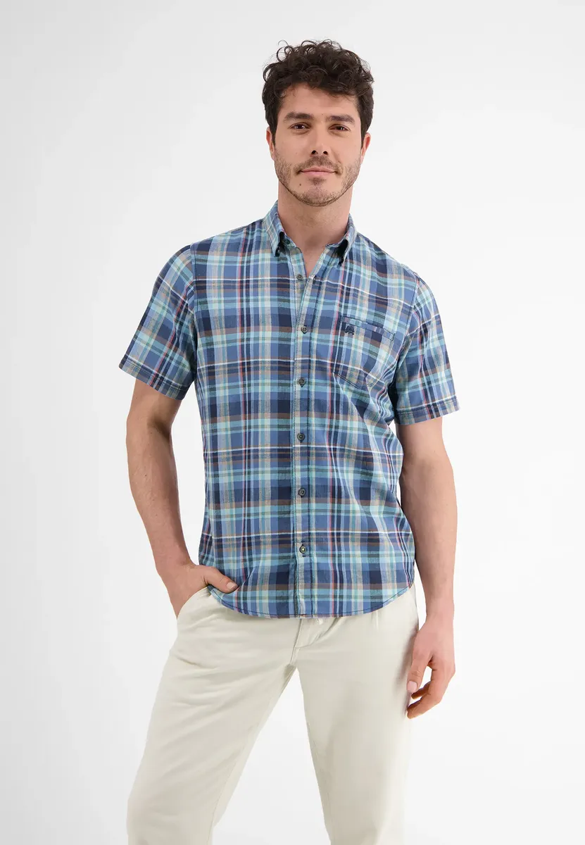 Рубашка с короткими рукавами LERROS "Рубашка с короткими рукавами в клетку LERROS, смесь хлопка и льна", синий
Рубашка с короткими рукавами LERROS "Рубашка с короткими рукавами в клетку LERROS, смесь хлопка и льна", синий