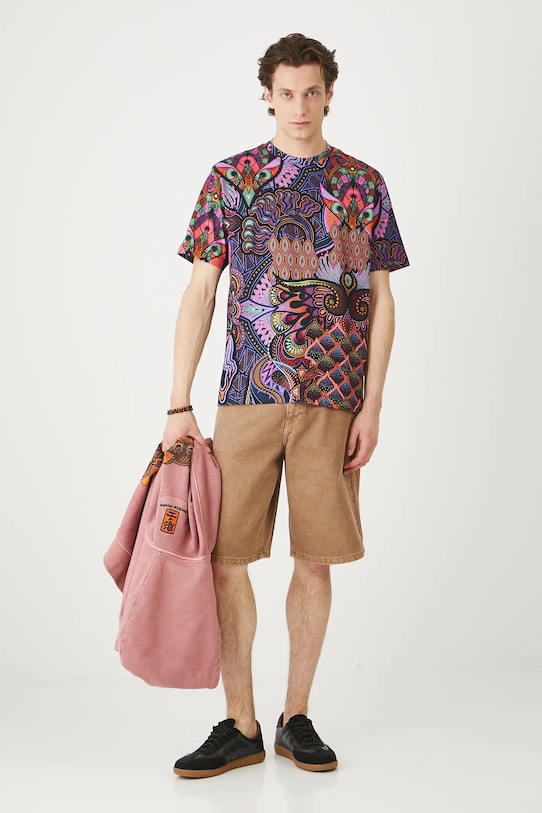 Футболка мужская Medicine с абстрактным принтом, мультиколор
Футболка мужская Medicine с абстрактным принтом, мультиколор