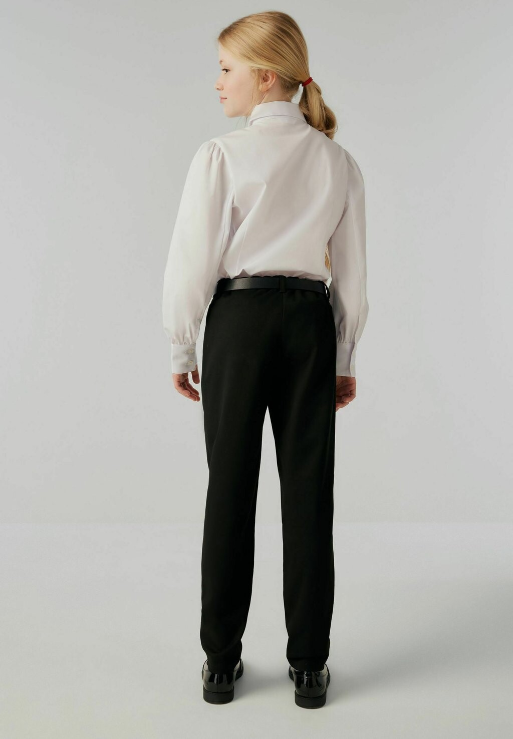 Тканевые брюки SENIOR BELTED, REGULAR FIT Clarks, черный
Тканевые брюки SENIOR BELTED, REGULAR FIT Clarks, черный