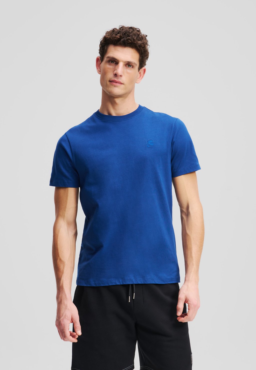 Базовая футболка KARL LAGERFELD, синий
Базовая футболка KARL LAGERFELD, синий