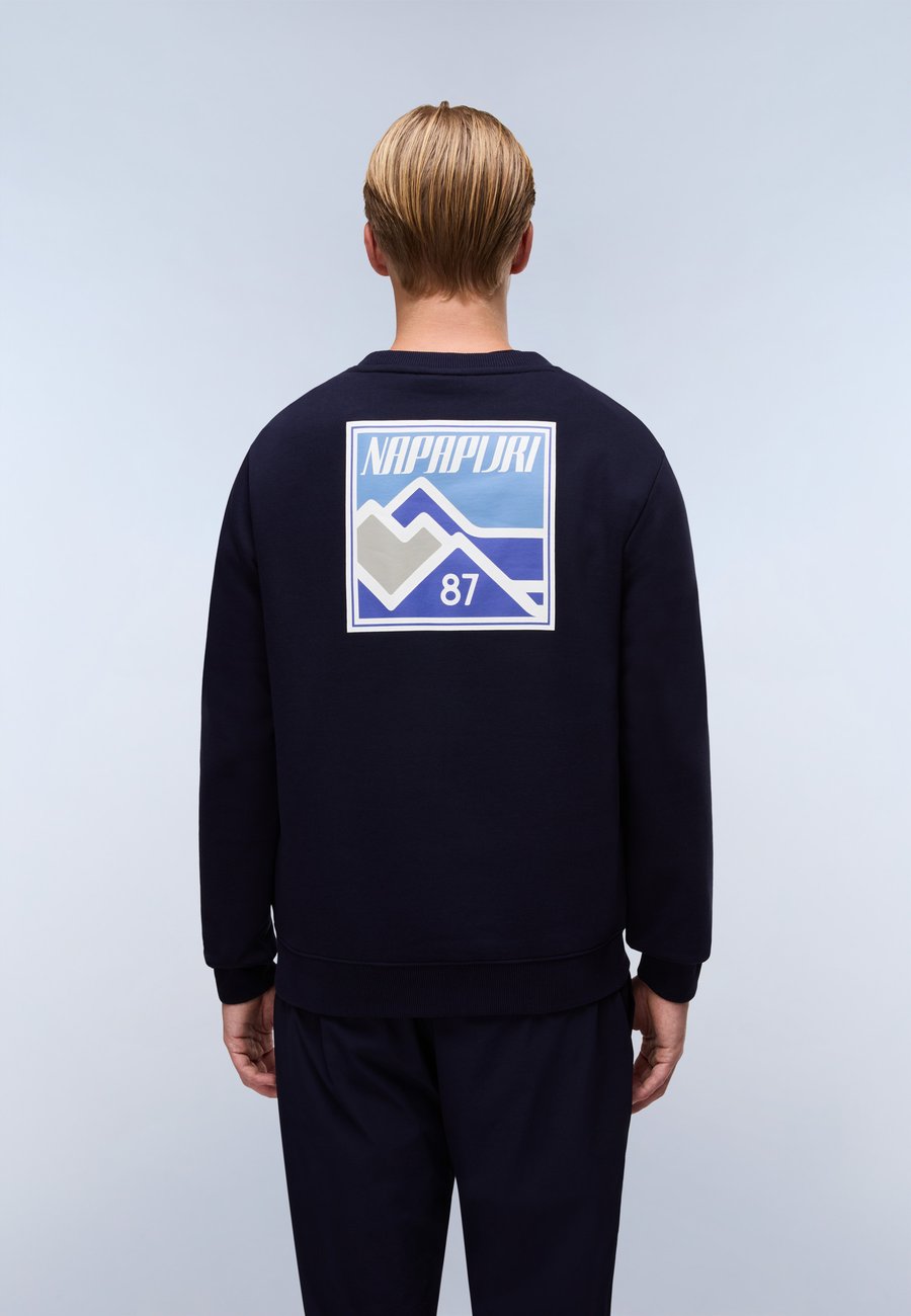 Толстовка Napapijri GUIDE, Blu Marine/Dark Blue
Толстовка Napapijri GUIDE, Blu Marine/Dark Blue