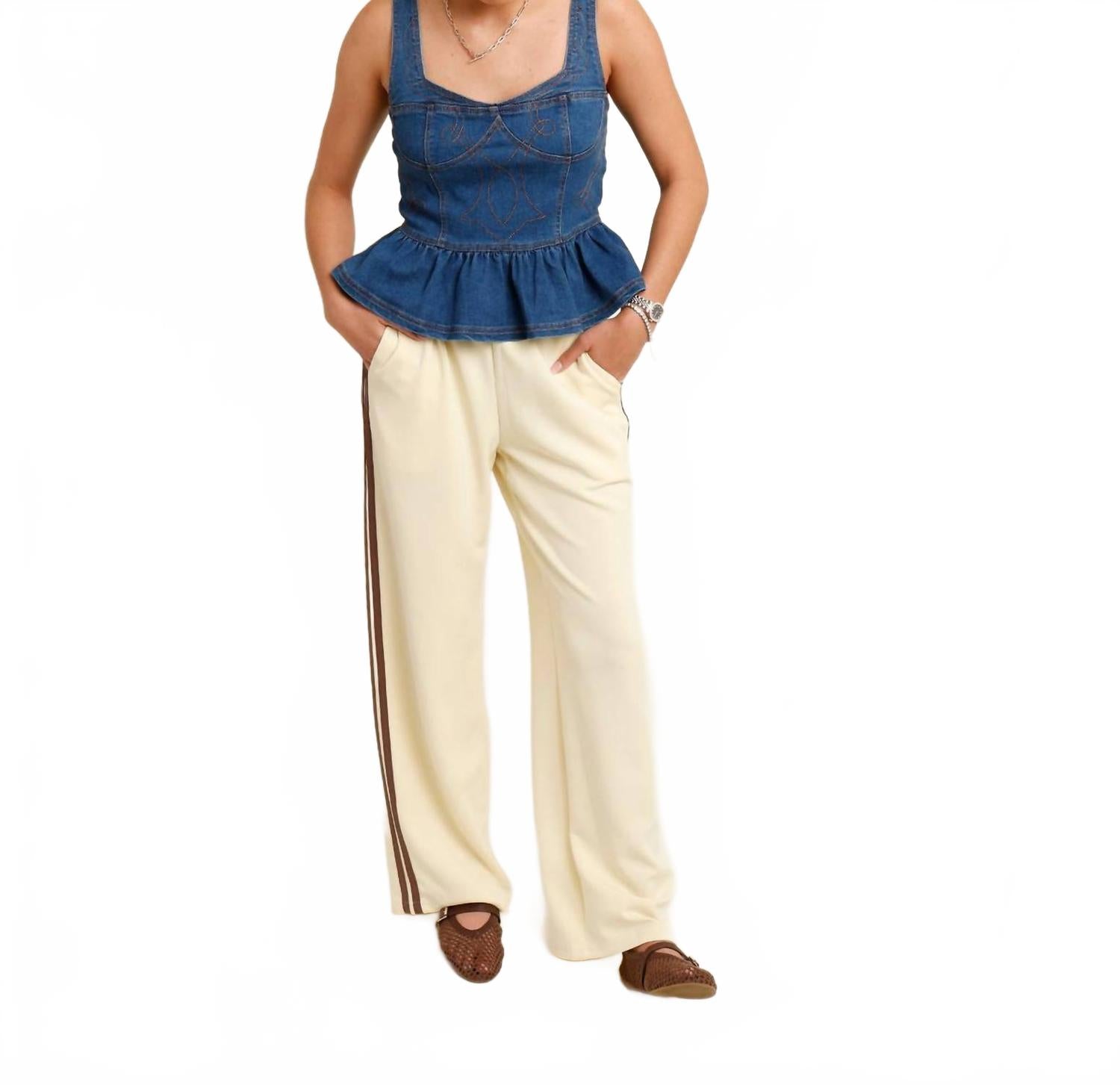 MOON RIVER Джинсовый топ с баской Darling, темно-синий
MOON RIVER Джинсовый топ с баской Darling, темно-синий