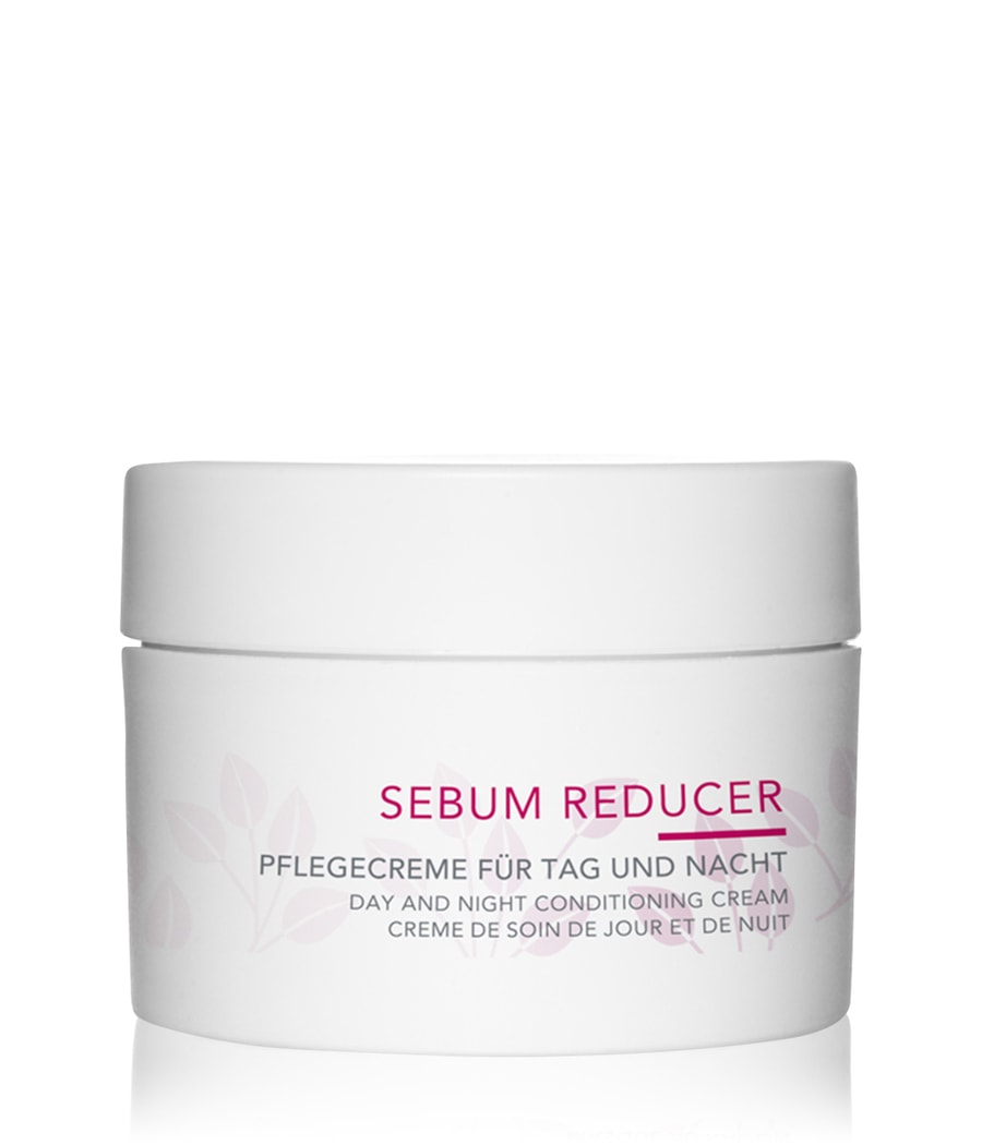 Крем для лица Charlotte Meentzen Sebum Reducer Day Night Conditioning Cream, 50 ml
Крем для лица Charlotte Meentzen Sebum Reducer Day Night Conditioning Cream, 50 ml