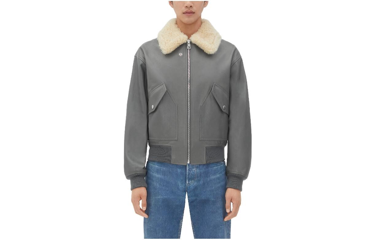 Кожаная куртка мужская серая Bottega Veneta, серый
Кожаная куртка мужская серая Bottega Veneta, серый