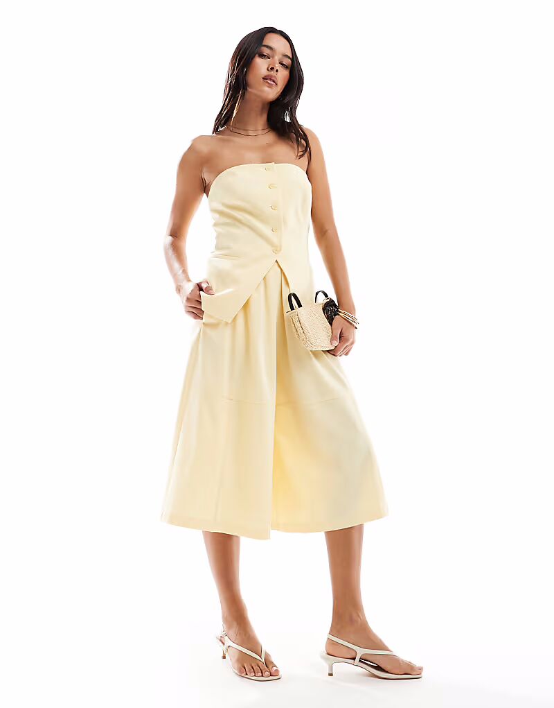 Широкие шорты-бермуды ASOS DESIGN цвета пахты
Широкие шорты-бермуды ASOS DESIGN цвета пахты