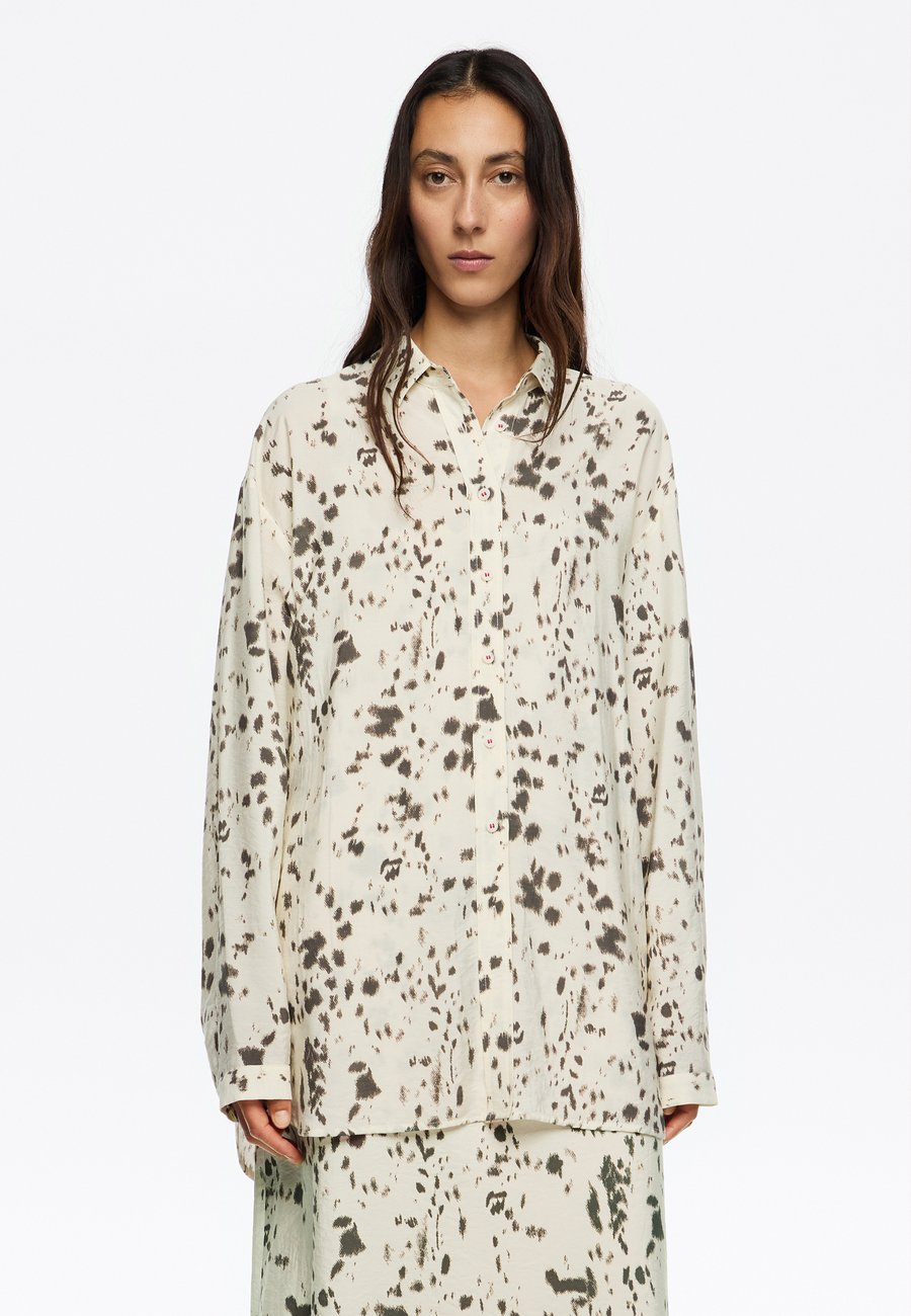 Блуза Bimba Y Lola RECTA, Lynx Marfil/White
Блуза Bimba Y Lola RECTA, Lynx Marfil/White