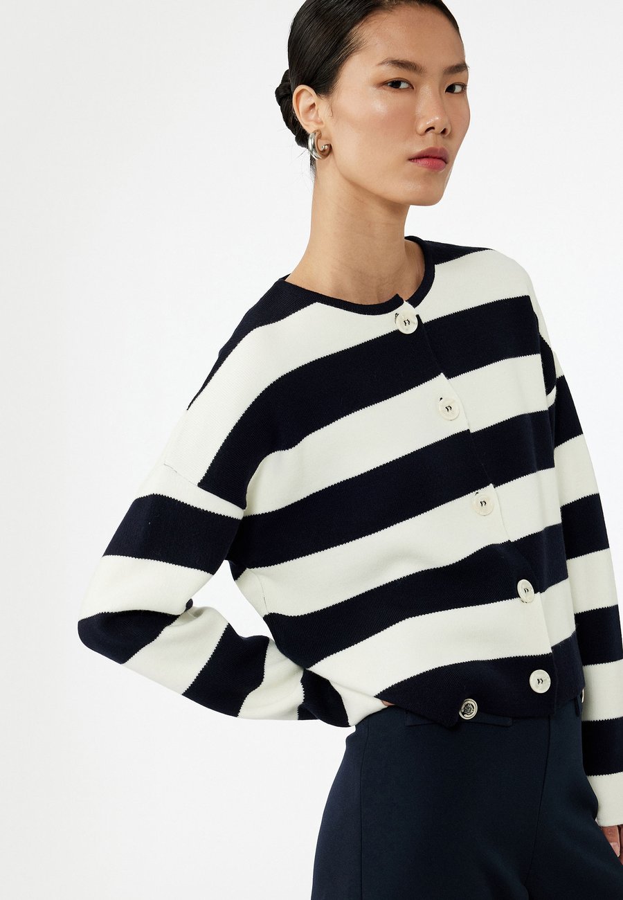 Кардиган Koton Cardigan, Dark Blue
Кардиган Koton Cardigan, Dark Blue