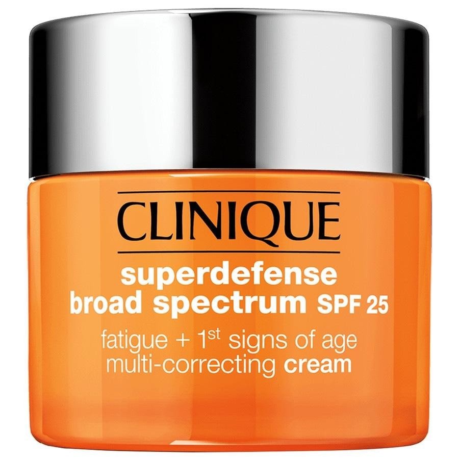 Гель для лица superdefense cream 3+4 spf 25 Clinique, объем 50 мл
Гель для лица superdefense cream 3+4 spf 25 Clinique, объем 50 мл
