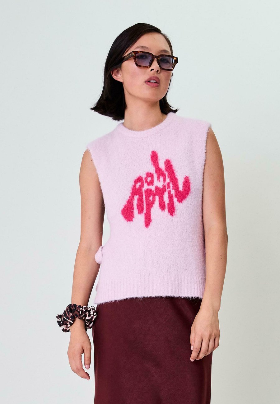 Топ OH APRIL Top, Sugar Pink/Pink
Топ OH APRIL Top, Sugar Pink/Pink