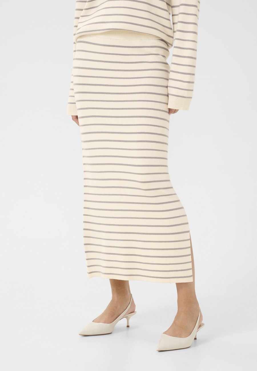 Юбка Culture EBBA ANNEMETTE TUBE , Whitecap Grey Stripe/Beige
Юбка Culture EBBA ANNEMETTE TUBE , Whitecap Grey Stripe/Beige