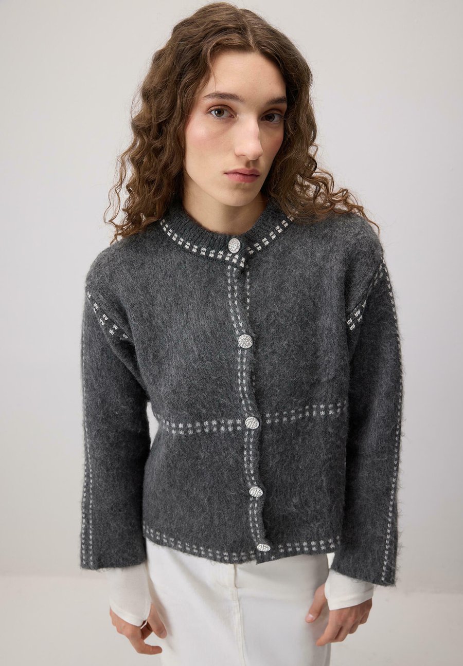 Кардиган Touché Privé Cardigan, Black/Anthracite
Кардиган Touché Privé Cardigan, Black/Anthracite