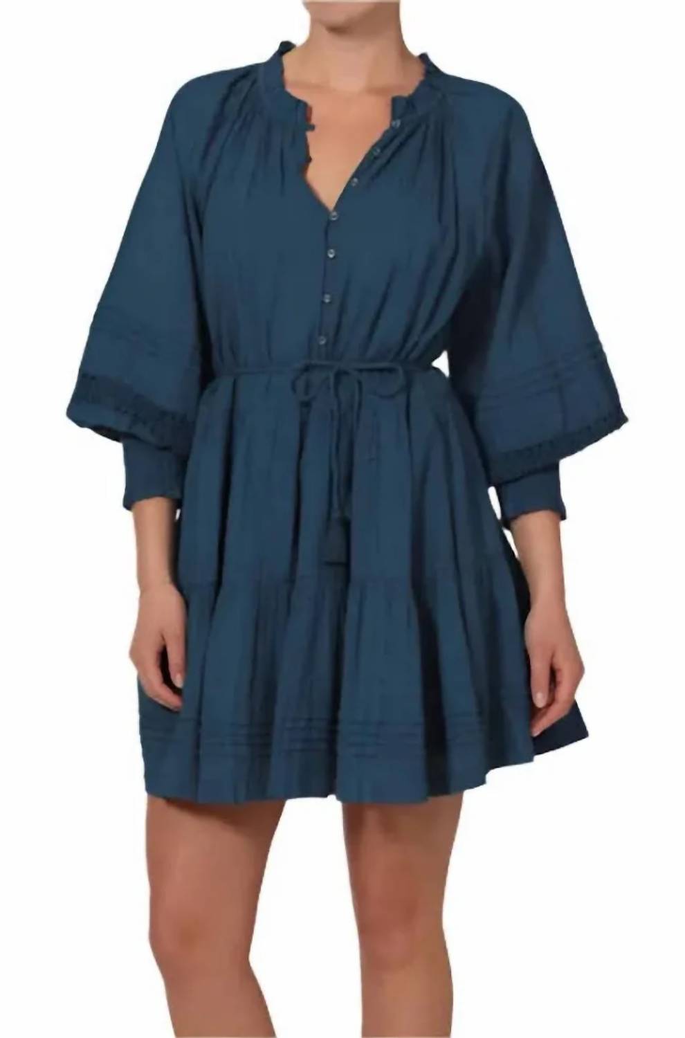 Cleobella Мини-платье «Луг» темно-синего цвета
Cleobella Мини-платье «Луг» темно-синего цвета