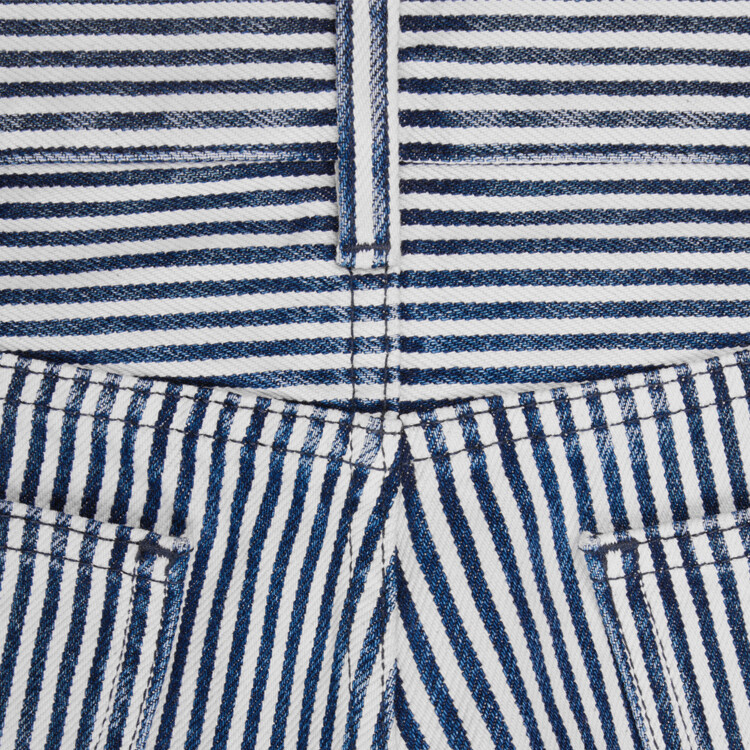 Повседневные шорты женские синие Celine
Повседневные шорты женские синие Celine