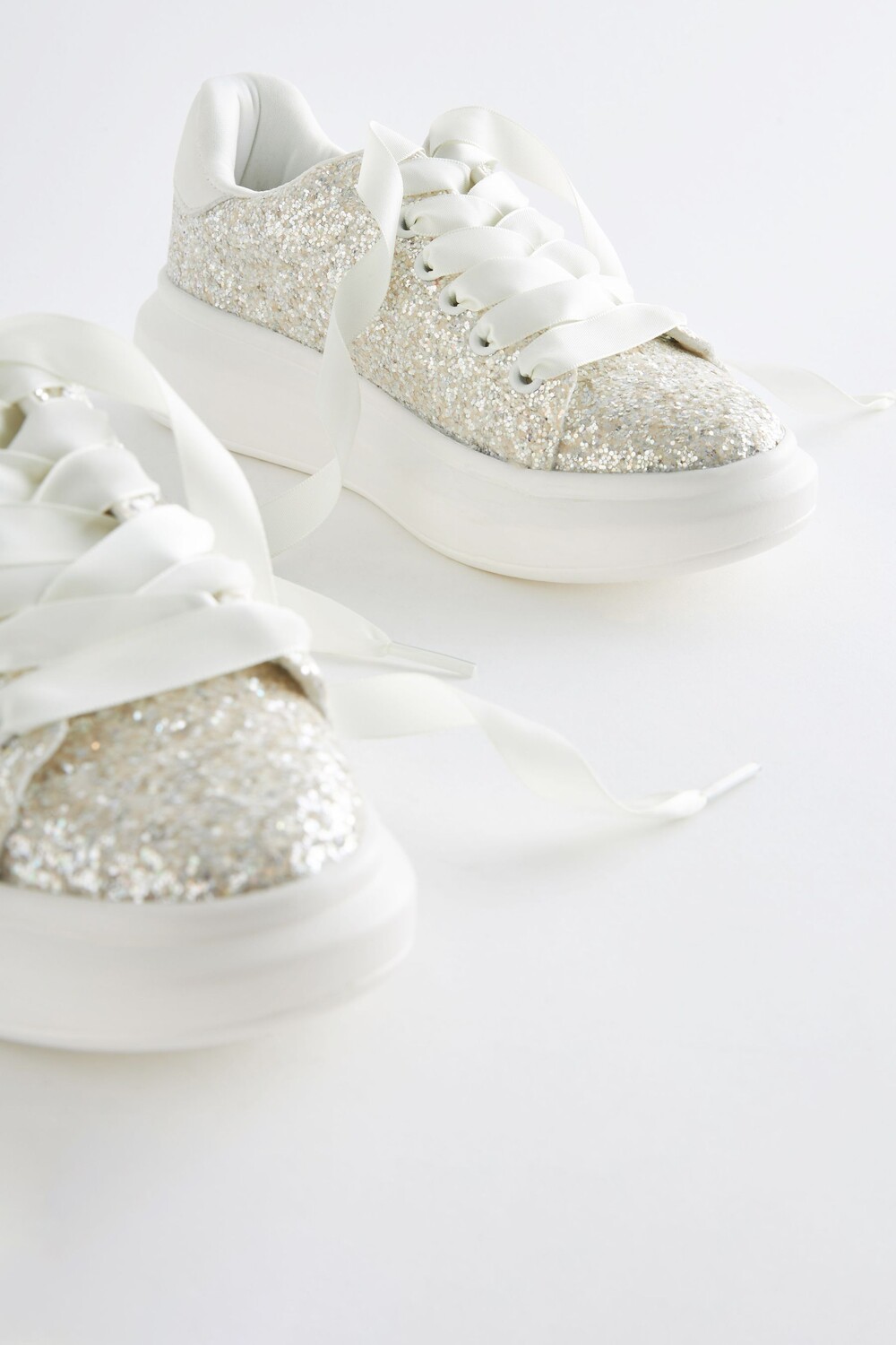 Обувь на толстой подошве Next, белый
Обувь на толстой подошве Next, белый