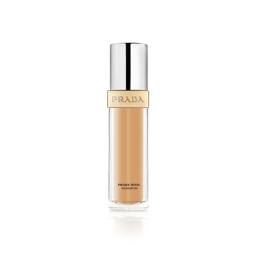 Тональный крем для лица reveal Prada, medium warm 40, объем 30 мл
Тональный крем для лица reveal Prada, medium warm 40, объем 30 мл