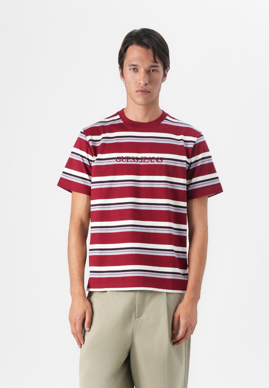 Футболка Guess Jeans MINI STRIPED, Ravishing Red/Multi-Coloured, Красный, Футболка Guess Jeans MINI STRIPED, Ravishing Red/Multi-Coloured
Футболка Guess Jeans MINI STRIPED, Ravishing Red/Multi-Coloured, Красный, Футболка Guess Jeans MINI STRIPED, Ravishing Red/Multi-Coloured
