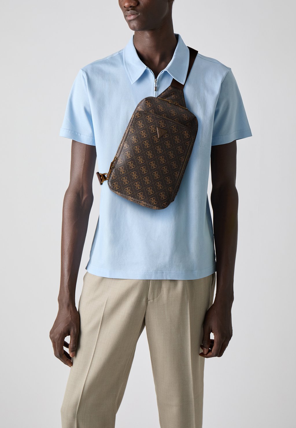 Сумка через плечо MILANO CROSSOVER - Across body bag Guess, коричневый
Сумка через плечо MILANO CROSSOVER - Across body bag Guess, коричневый