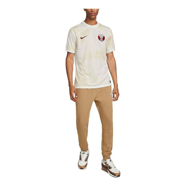 Спортивная футболка 2022 'white beach desert maroon' Nike, белый 
Спортивная футболка 2022 'white beach desert maroon' Nike, белый