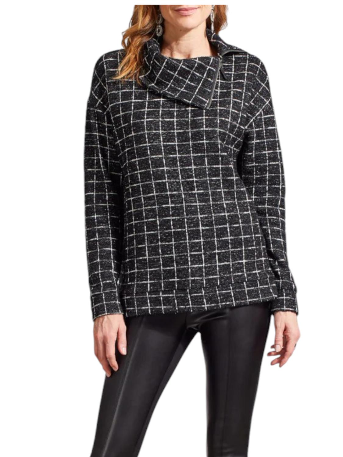 Топ с разрезом на шее и молнией черного цвета TRIBAL
Топ с разрезом на шее и молнией черного цвета TRIBAL