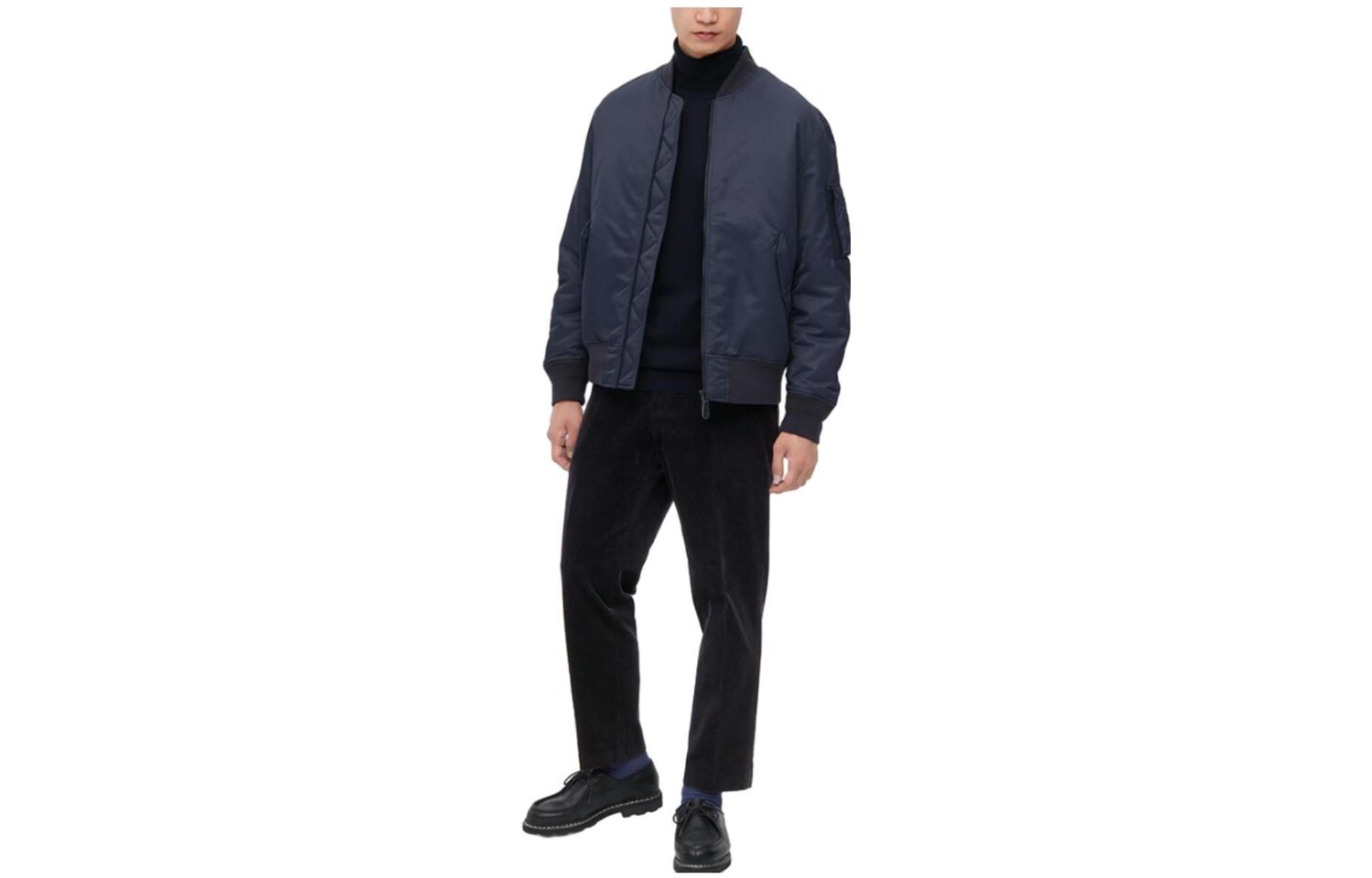 Повседневные брюки мужские темно-синие Uniqlo, темно-синий
Повседневные брюки мужские темно-синие Uniqlo, темно-синий