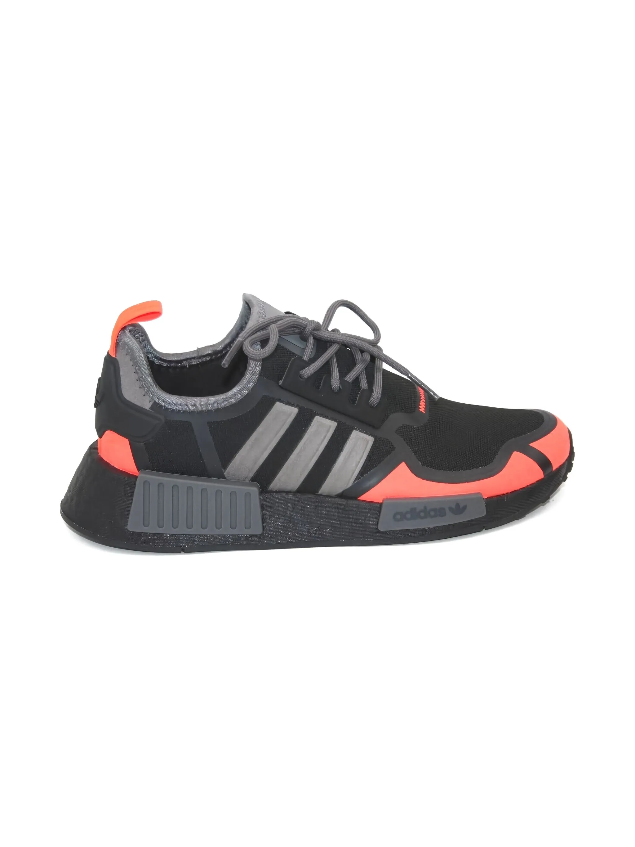 Кроссовки NMD R1 Adidas Kids, черный
Кроссовки NMD R1 Adidas Kids, черный