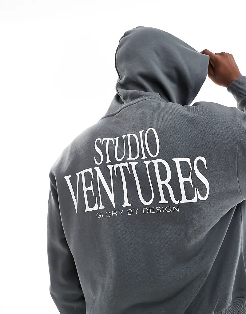 Толстовка свободного кроя с капюшоном большого размера с принтом на спине серого цвета ASOS DESIGN
Толстовка свободного кроя с капюшоном большого размера с принтом на спине серого цвета ASOS DESIGN