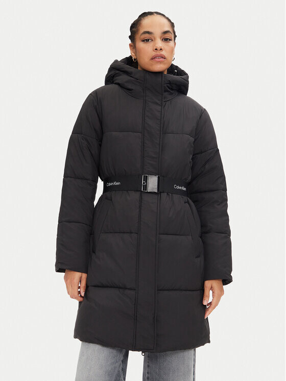 Пуховик свободного кроя Calvin Klein Jeans, черный
Пуховик свободного кроя Calvin Klein Jeans, черный