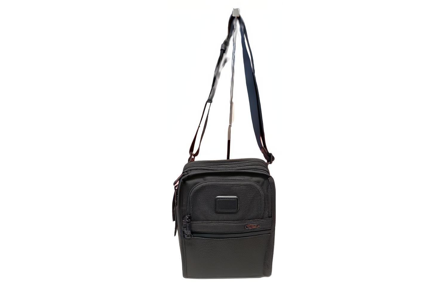 TUMI Нейлоновая фотосумка через плечо мужская черная
TUMI Нейлоновая фотосумка через плечо мужская черная