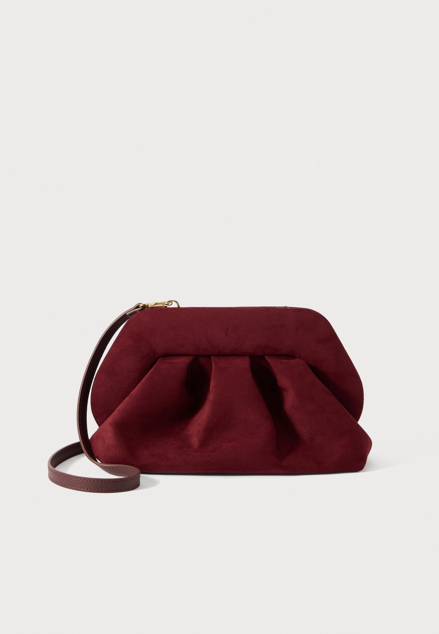 Клатч THEMOIRè TIA, Prune/Dark Red
Клатч THEMOIRè TIA, Prune/Dark Red