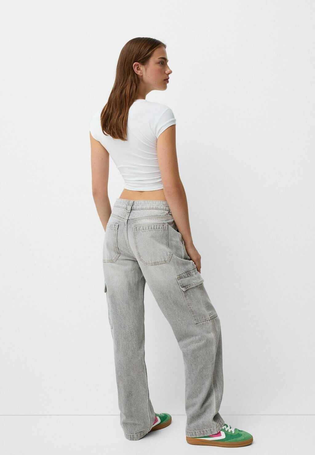 Джинсы прямого кроя Bershka, светло-серый
Джинсы прямого кроя Bershka, светло-серый