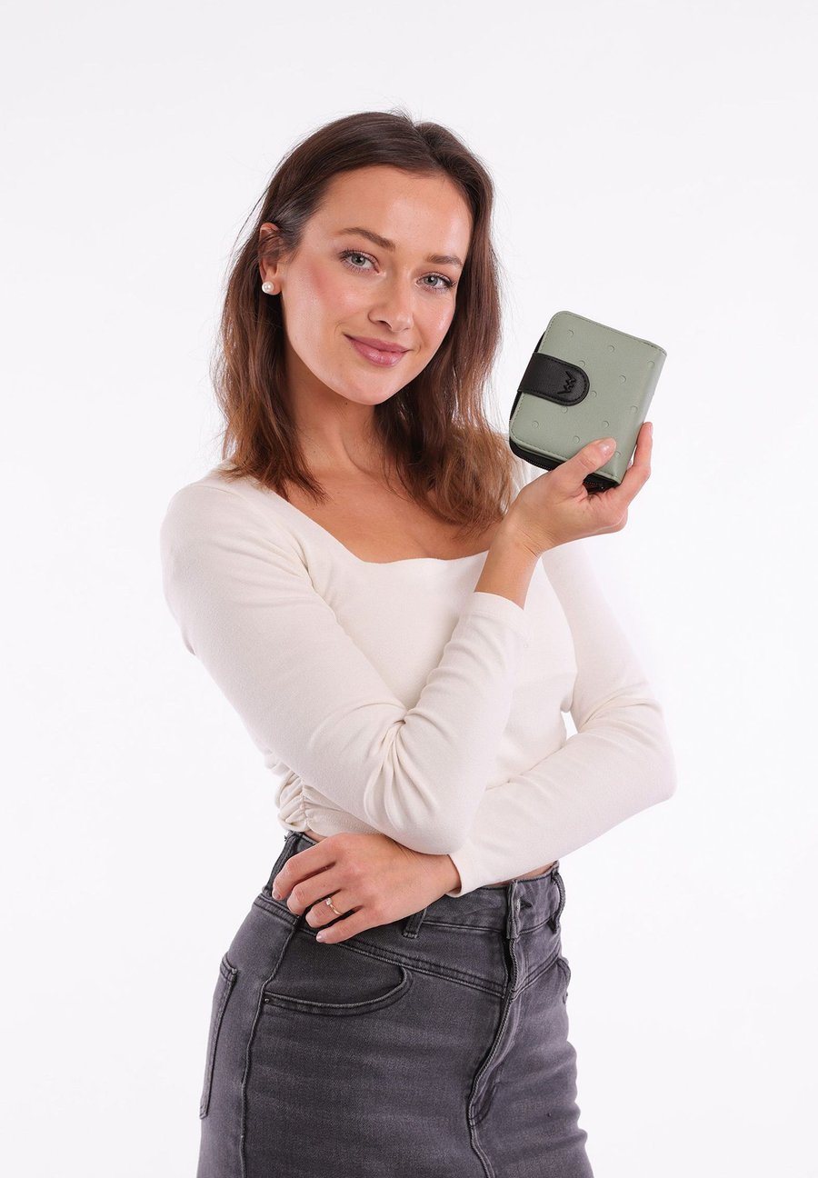 Кошелек VUCH FABIOLA, Green/Black
Кошелек VUCH FABIOLA, Green/Black