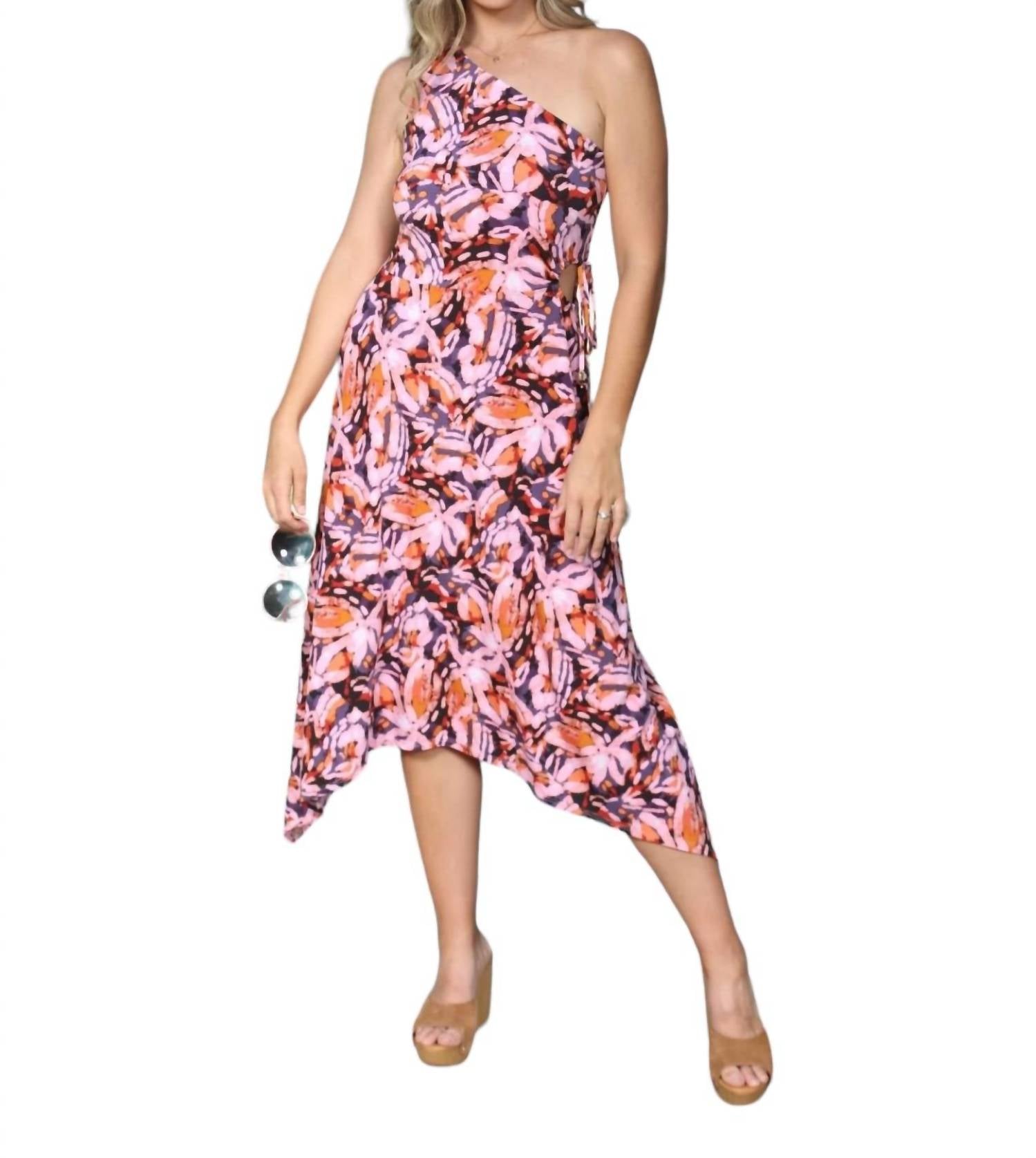 Платье миди с асимметричным вырезом в стиле Eden Veronica M
Платье миди с асимметричным вырезом в стиле Eden Veronica M