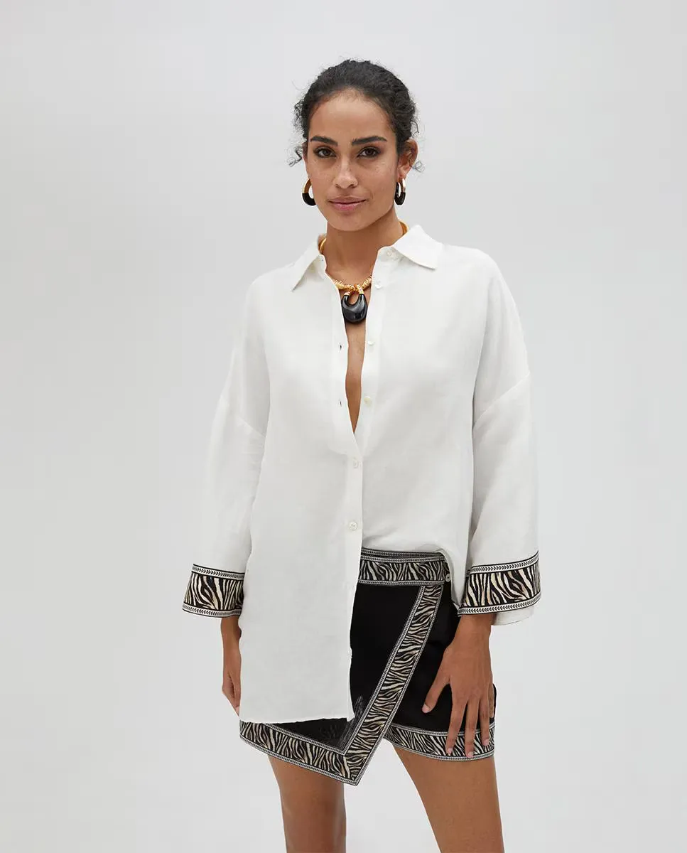 Женская рубашка с длинным рукавом Lola Casademunt, белый
Женская рубашка с длинным рукавом Lola Casademunt, белый