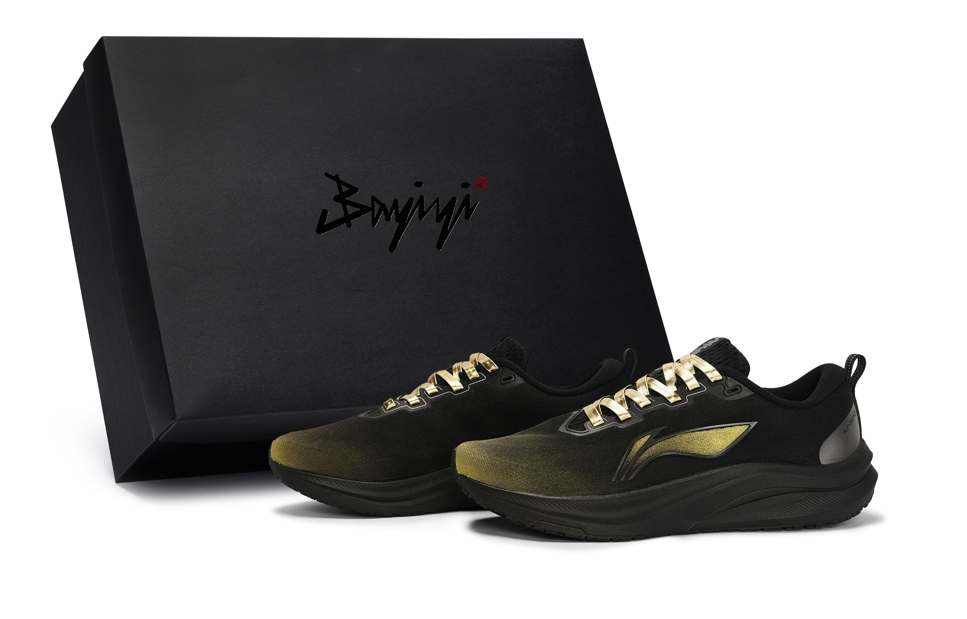 LINING Кроссовки для бега Red Hare 8 с противоскользящей подошвой, износостойкие, мужские, черно-золотые
LINING Кроссовки для бега Red Hare 8 с противоскользящей подошвой, износостойкие, мужские, черно-золотые