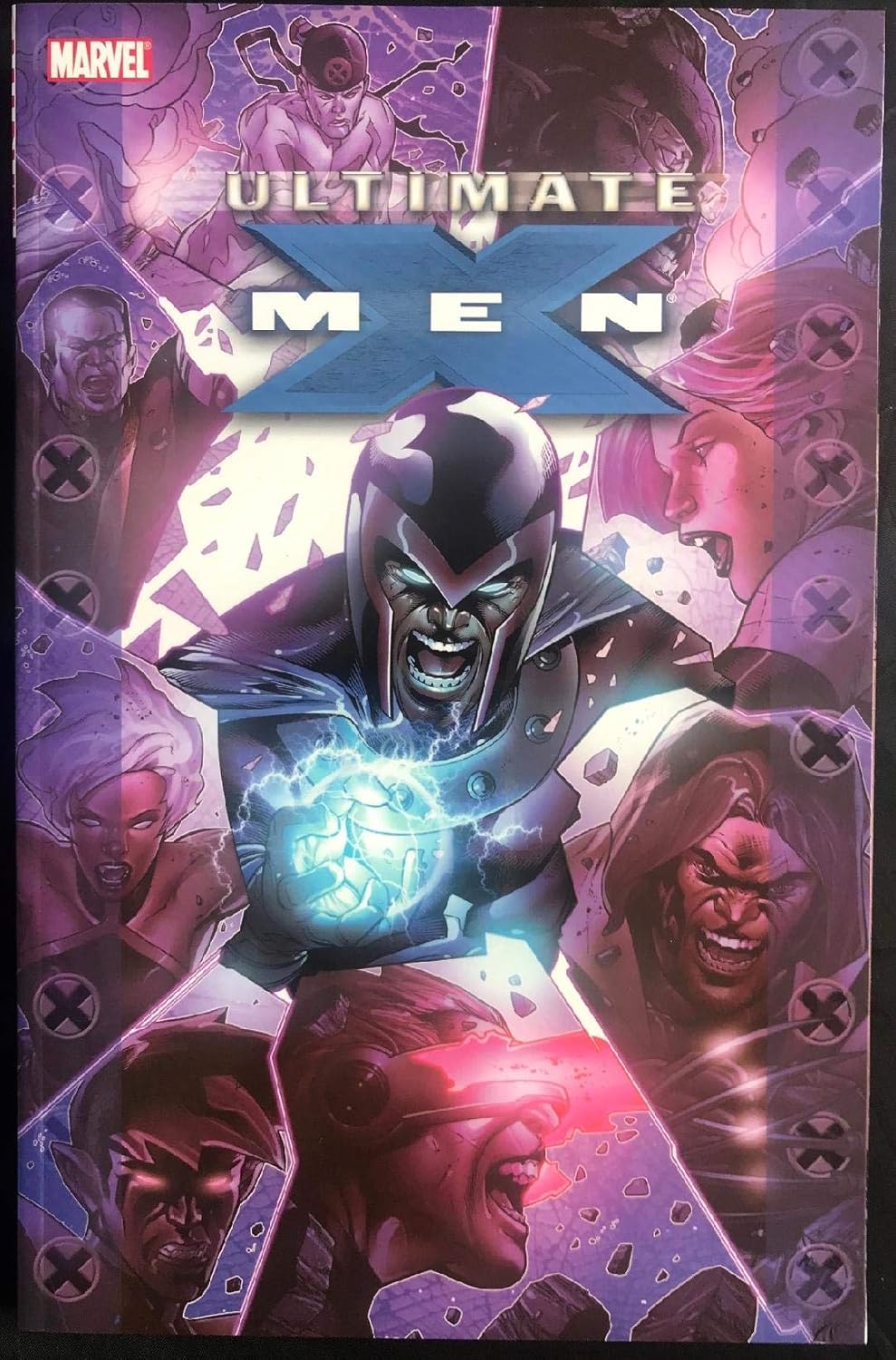Ultimate X-Men: Ultimate Collection, Vol. 3 (Marvel Enterprises)
Ultimate X-Men: Ultimate Collection, Vol. 3 (Marvel Enterprises)