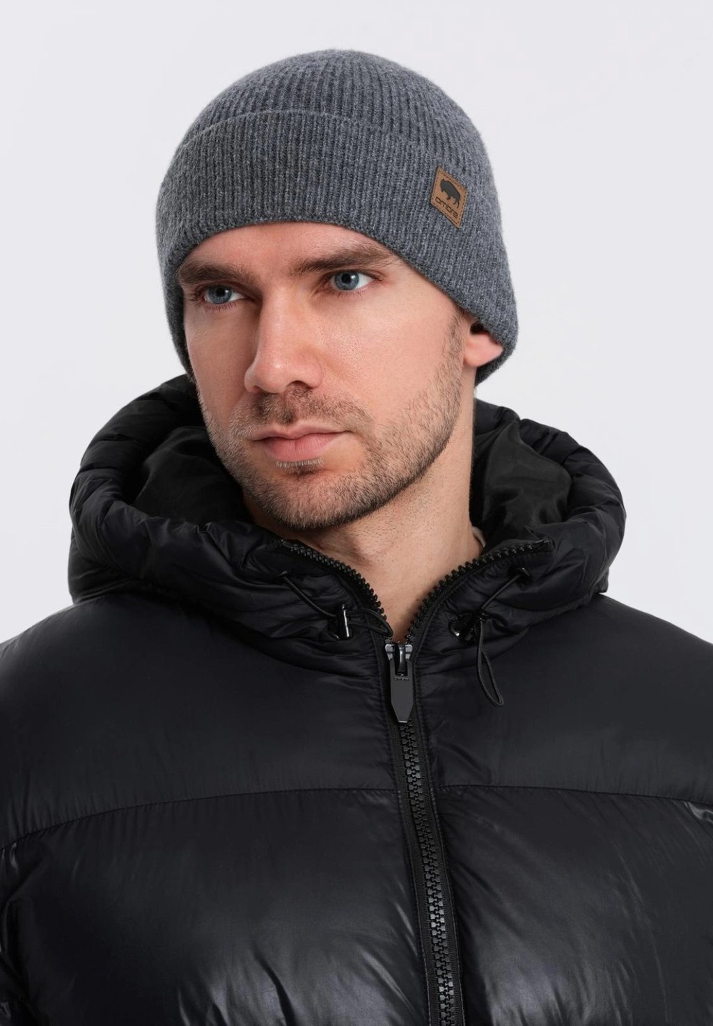 Бейсболка WINTER Ombre, темно-серый
Бейсболка WINTER Ombre, темно-серый