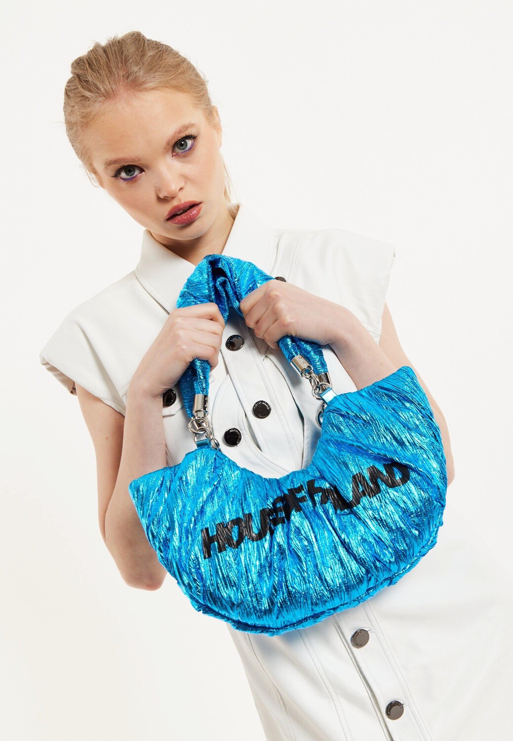 Мятая сумка через плечо и через плечо, синяя House of Holland, синий
Мятая сумка через плечо и через плечо, синяя House of Holland, синий