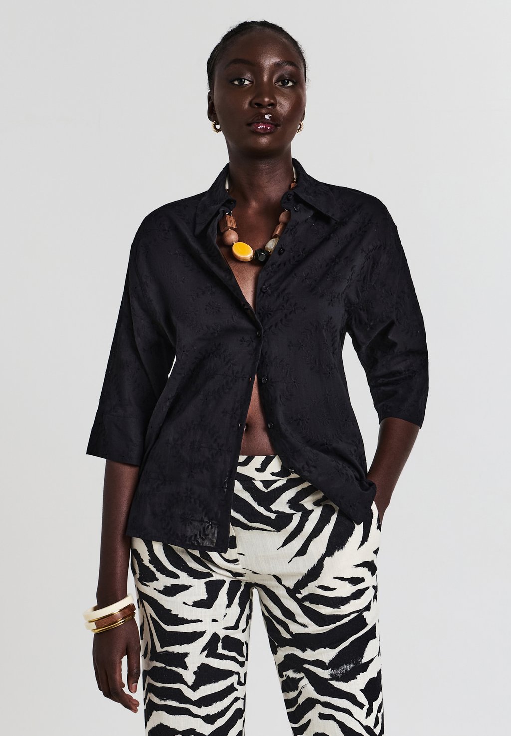 Блузка на пуговицах Calliope, черный
Блузка на пуговицах Calliope, черный