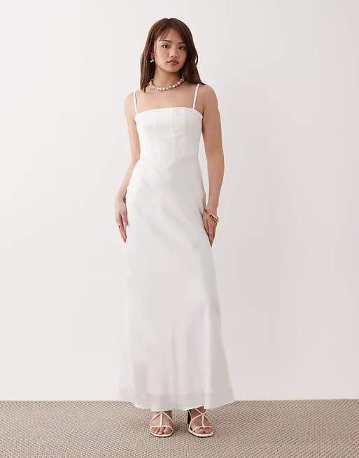 Корсетное платье макси с квадратным вырезом Forever New Petite цвета слоновой кости
Корсетное платье макси с квадратным вырезом Forever New Petite цвета слоновой кости