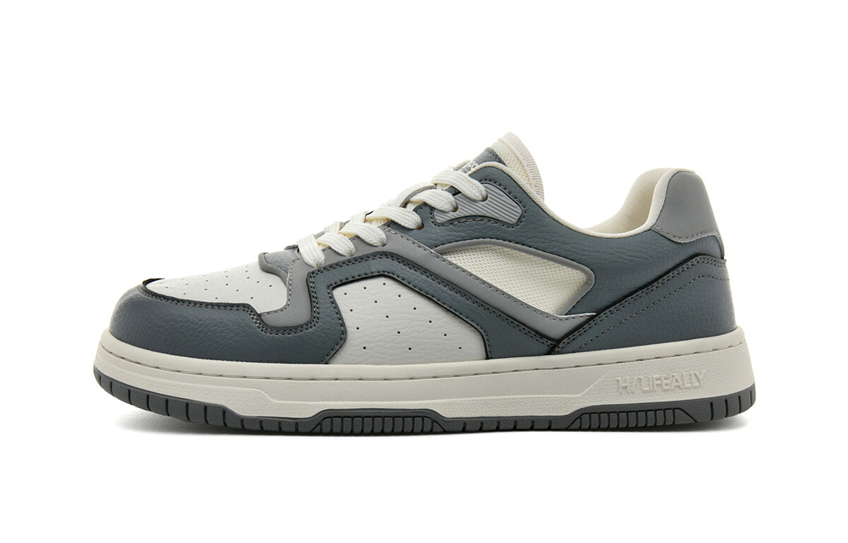 Кеды HLA Skateboard Shoes Men Low-Top
Кеды HLA Skateboard Shoes Men Low-Top