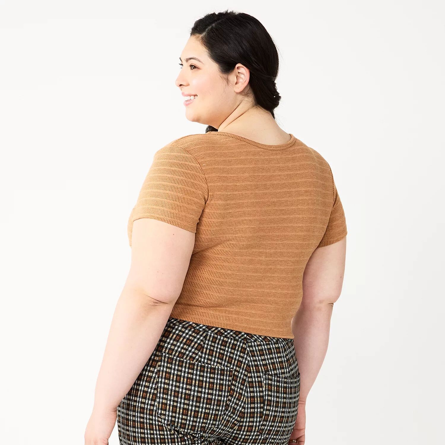 Укороченный топ SO с завязками спереди для юниоров больших размеров SO
Укороченный топ SO с завязками спереди для юниоров больших размеров SO