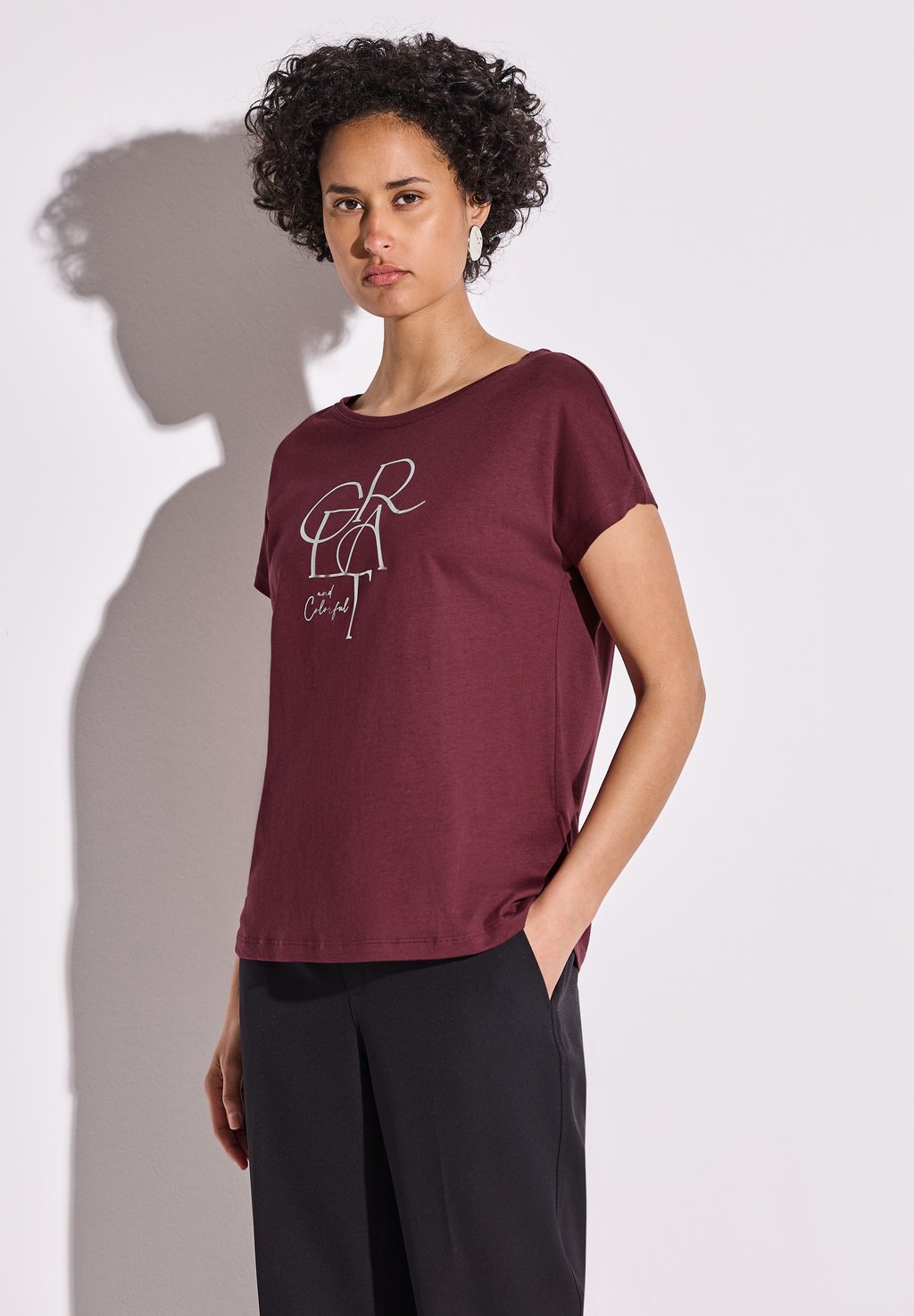 Футболка с принтом MIT FOLIEN WORDING Street One, темно-красный
Футболка с принтом MIT FOLIEN WORDING Street One, темно-красный