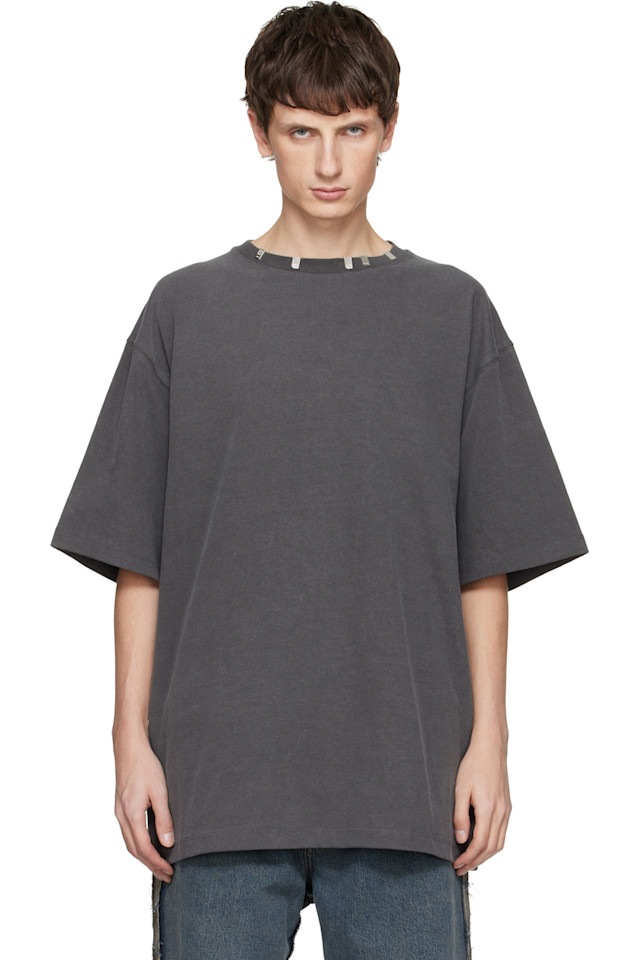 We11Done Футболка с логотипом в виде металлического чипа серого цвета
We11Done Футболка с логотипом в виде металлического чипа серого цвета