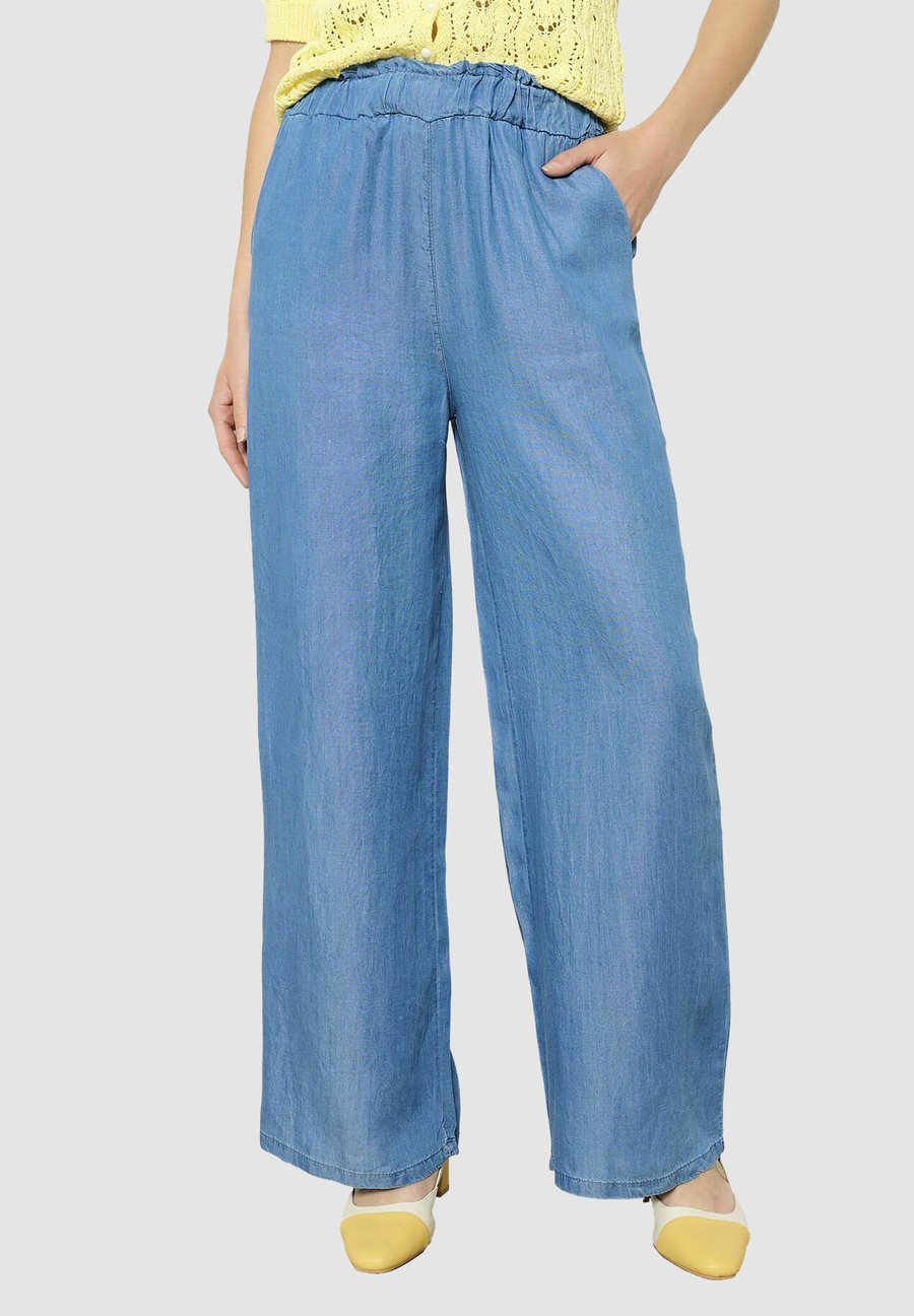 Брюки LolaLiza FLOWY , Medium Blue/Blue
Брюки LolaLiza FLOWY , Medium Blue/Blue