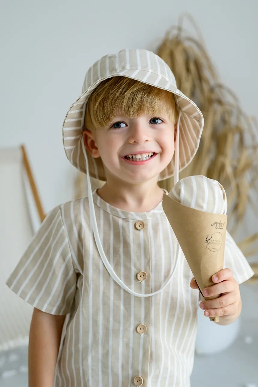 Детская льняная шапка ZURIMAN Jamiks, бежевый
Детская льняная шапка ZURIMAN Jamiks, бежевый